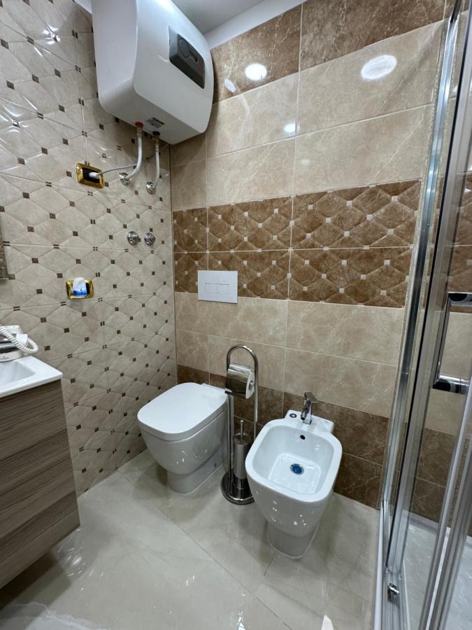 Chloehouse Apartment เนเปิลส์ ภายนอก รูปภาพ