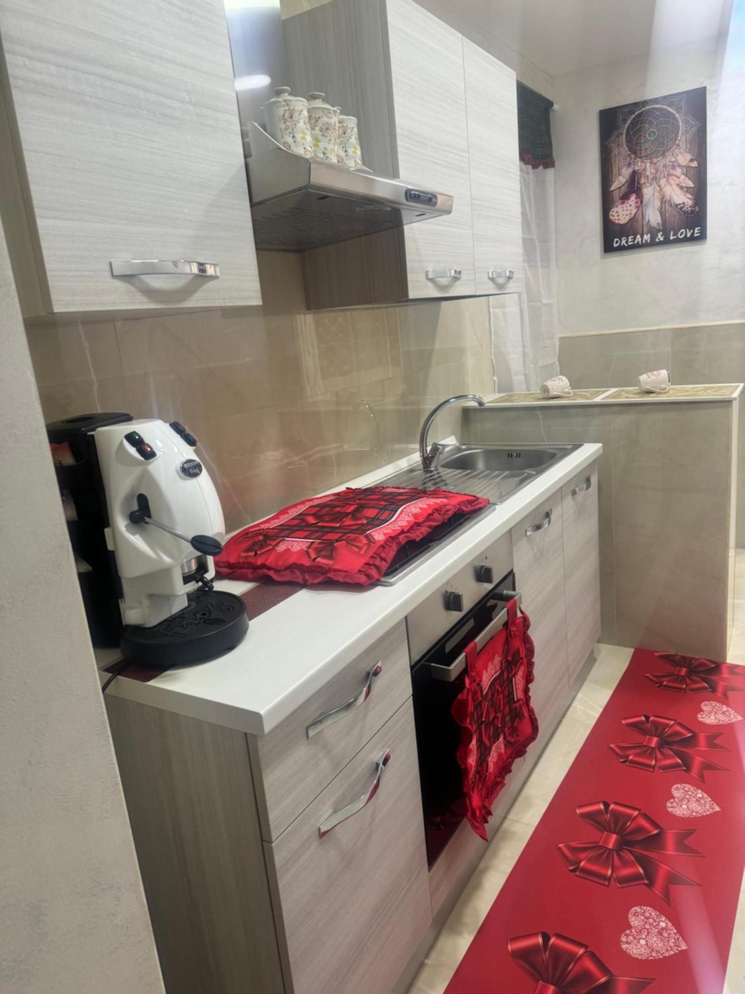 Chloehouse Apartment เนเปิลส์ ภายนอก รูปภาพ